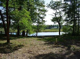 23 Riverside Dr, Pulaski, NY 13142