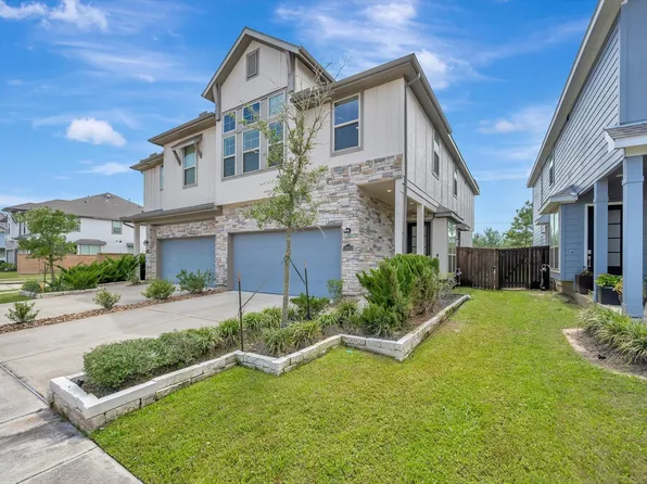 10630 Cabot Trl, Iowa Colony, TX 77583