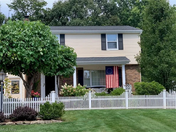 1532 Tamarisk Trl, Poland, OH 44514