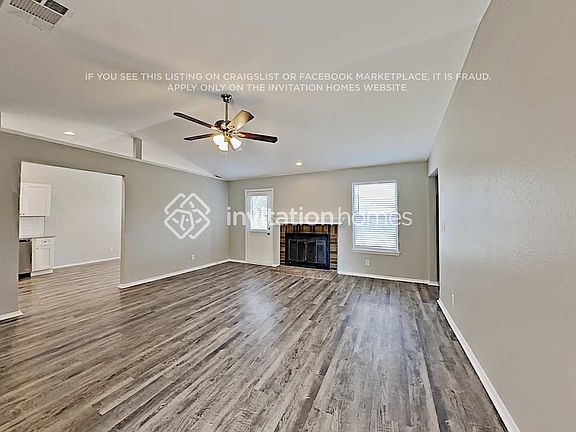 3rd image of 619 Plainview Dr