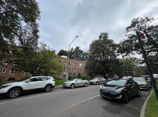 194-02 64th Cir FLOOR 3, Fresh Meadows, NY 11365