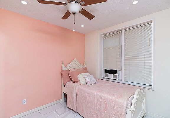 5th image of 8605 60th Rd APT 3F