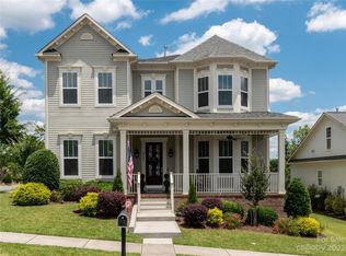2701 Chasemont Dr, Waxhaw, NC 28173