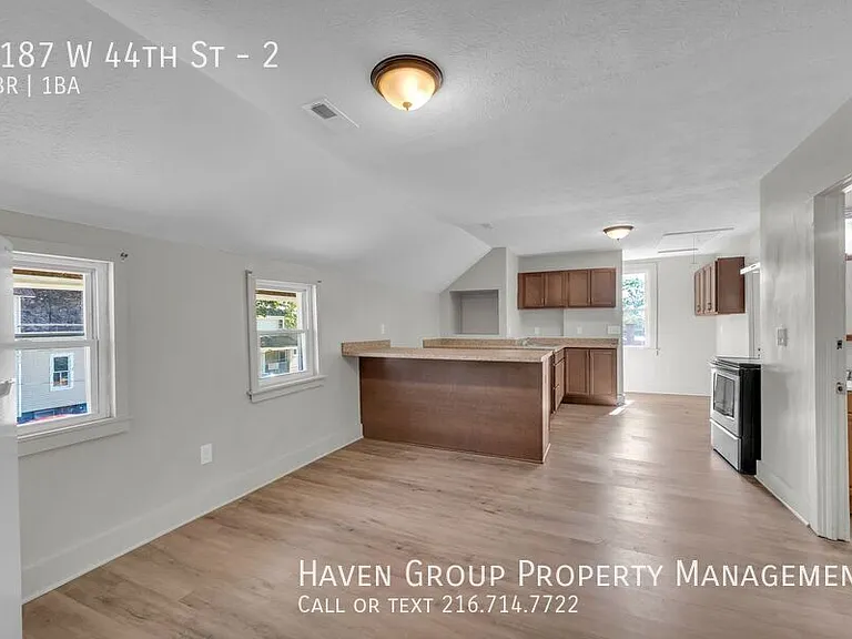 3187 W 44th St #2 — Photo 7