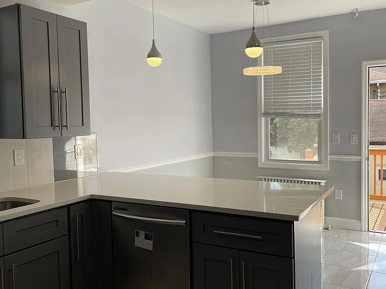 115 Centre Ave #1 — Photo 5