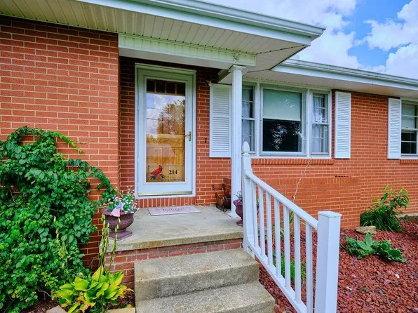 214 Shady Ln, Grayson, KY 41143