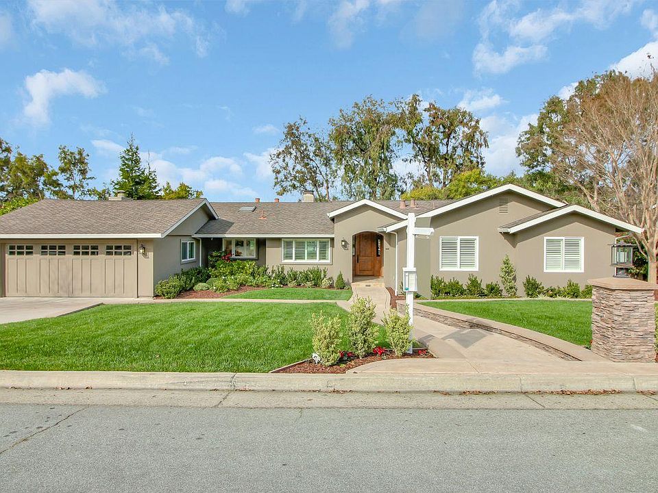 1st image of 1215 Chateau Dr