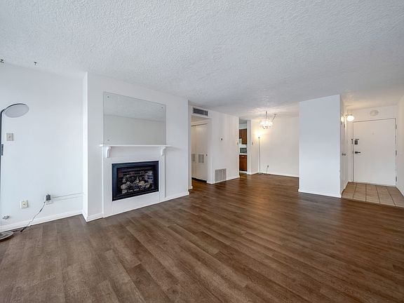5th image of 123 E 2nd Ave APT 412