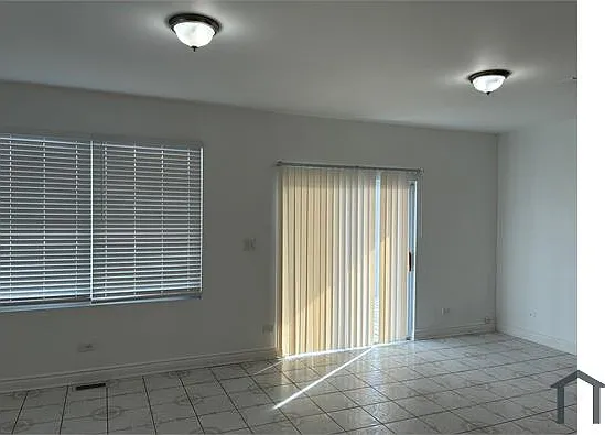 5309 W 30th Pl — Photo 12
