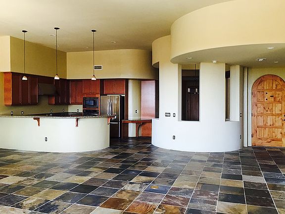 5th image of 1003 W Lone Mesquite Dr