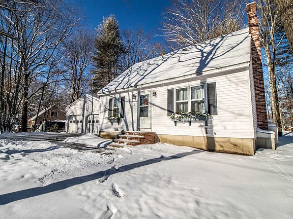 3rd image of 3 Dubois Dr