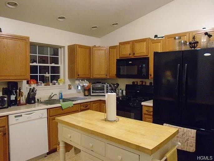 1st image of 69 Sherman Ave