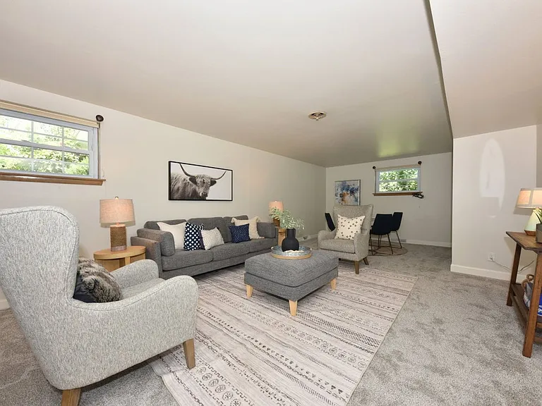 12475 Elmhurst Pkwy — Photo 29