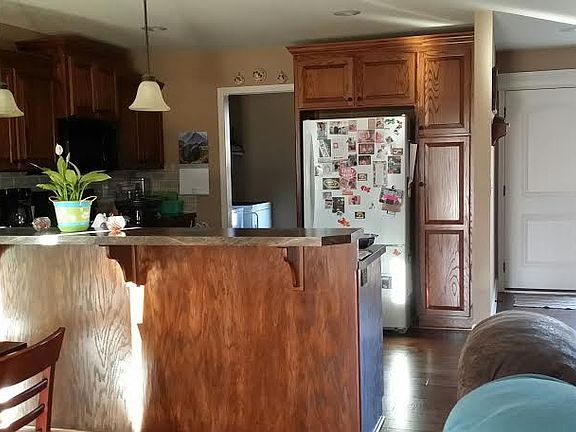 4th image of 1400 NE Jaclyn Dr