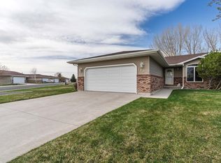 122 Buena Vista Ave, Cody, WY 82414