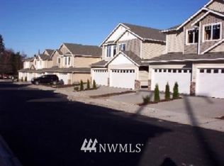 4130 214th St SW #C39, Mountlake Terrace, WA