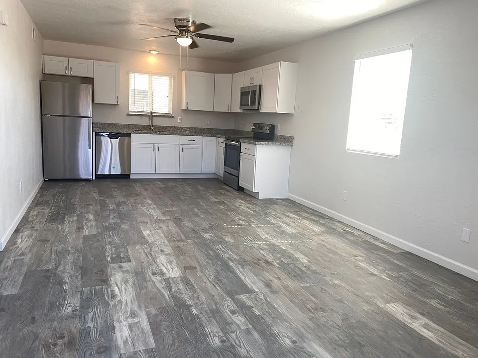 2650 E McKellips Rd #205