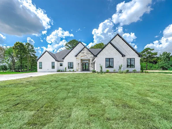 25 Private Road 6612, Dayton, TX 77535