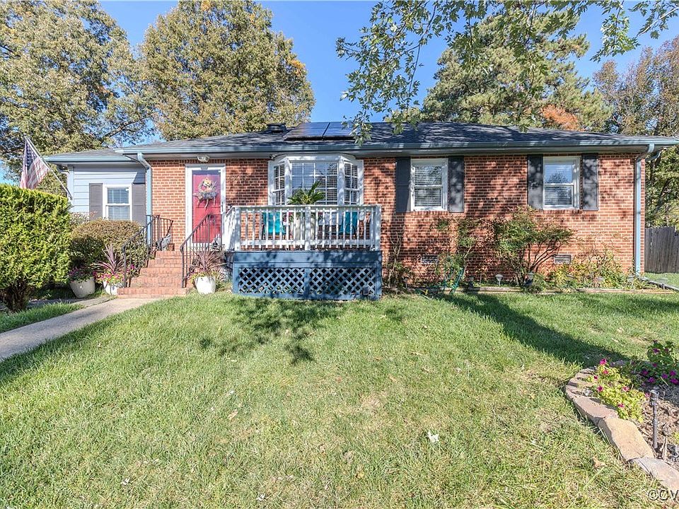 1st image of 2800 Trimmer Dr