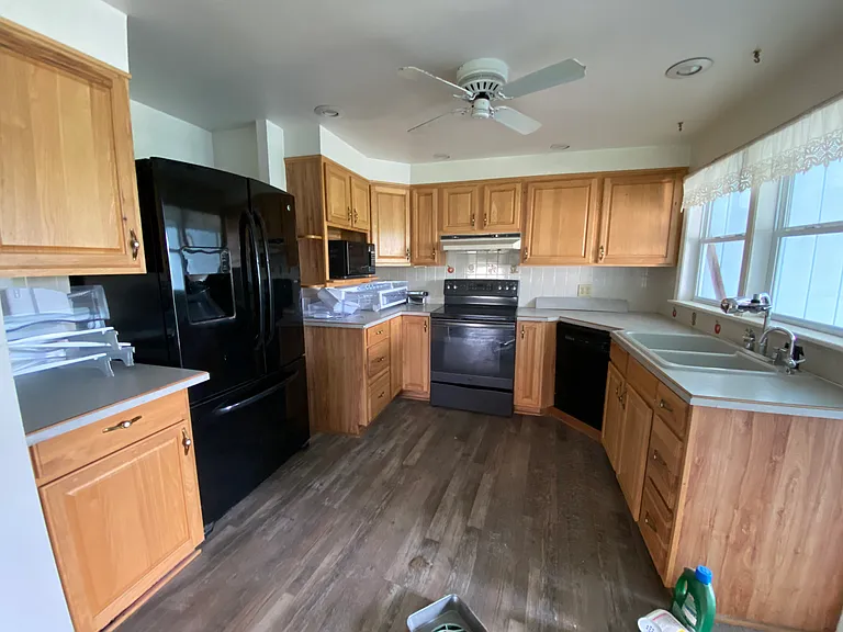 1216 Creek Rd #1 — Photo 6
