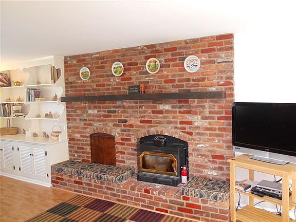 2nd image of 7735 Glenbrier Pl