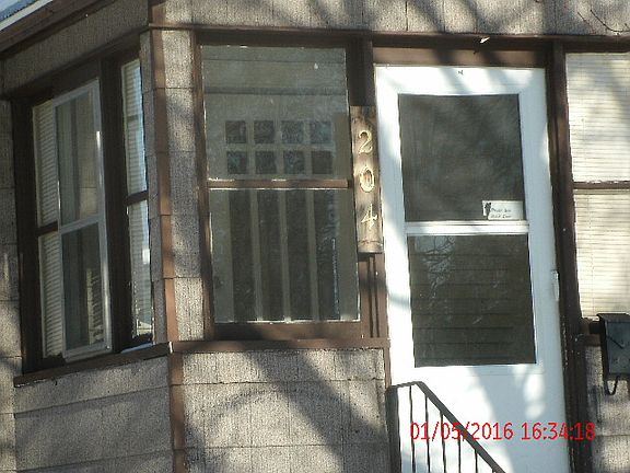 2nd image of 204 E Michigan Ave