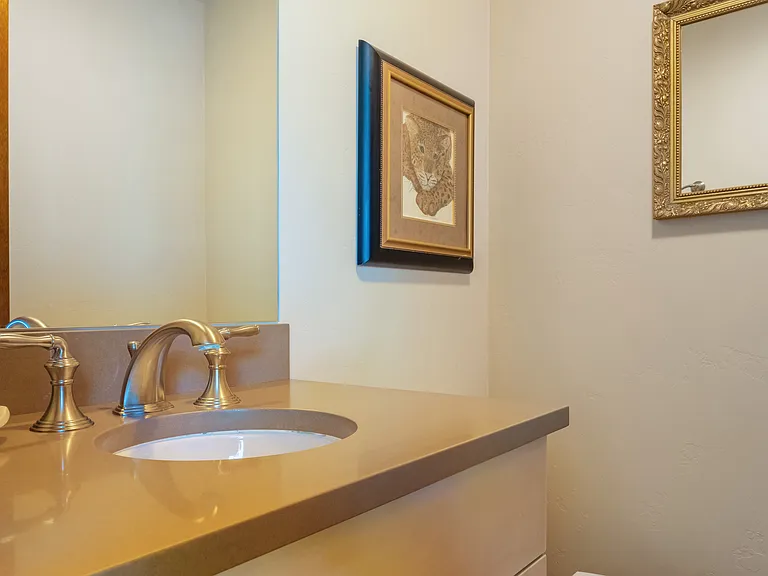 400 W Hopkins Ave #5 — Photo 16