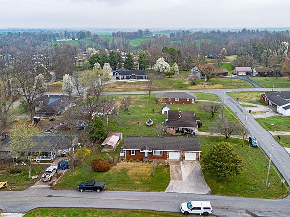 5th image of 112 Piper Dr