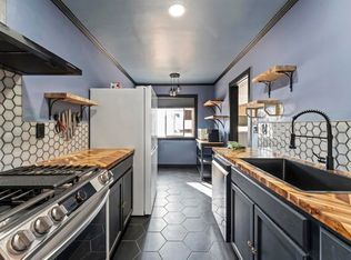 943 N Midway Dr, Escondido, CA 92027