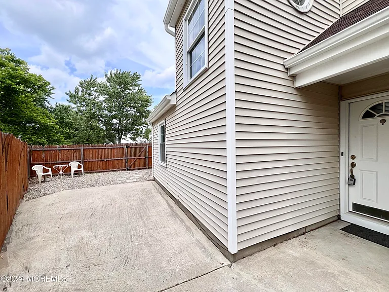 15 Cummings Ct — Photo 28