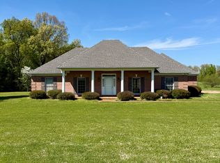 126 John Smith Rd, Jackson, TN 38305