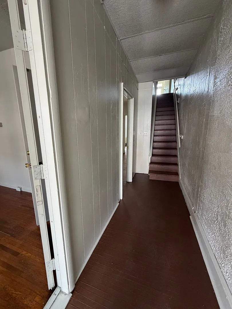 Student Housing -- 6 Bedroom Townhome by York College — Photo 3