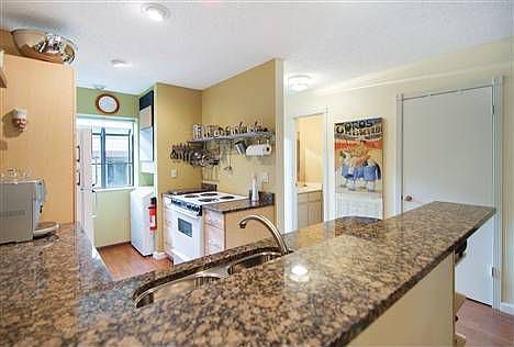 2nd image of 7122 Wood Hollow Dr APT 18