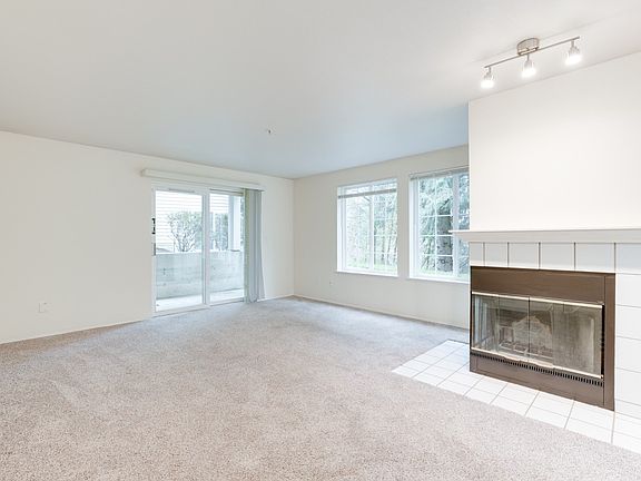 5th image of 1674 118th Ave SE APT C107