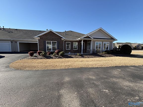 2nd image of 14 Moore Farm Cir NW Unit 14