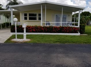 226 Foxwood Ln, Naples, FL 34112