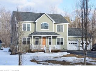95 Briarwood Dr, Bangor, ME 04401