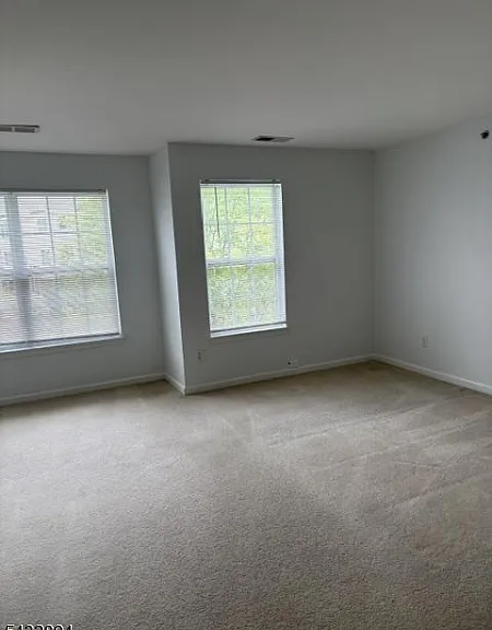 47 Taft Ln — Photo 14
