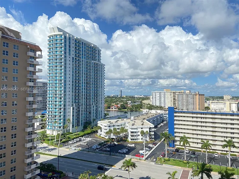 1904 S Ocean Dr #1607 — Photo 3