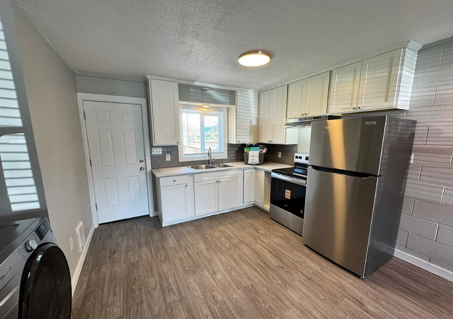 Comfortable 2-Bedroom Duplex in Sumas, WA — Photo 1