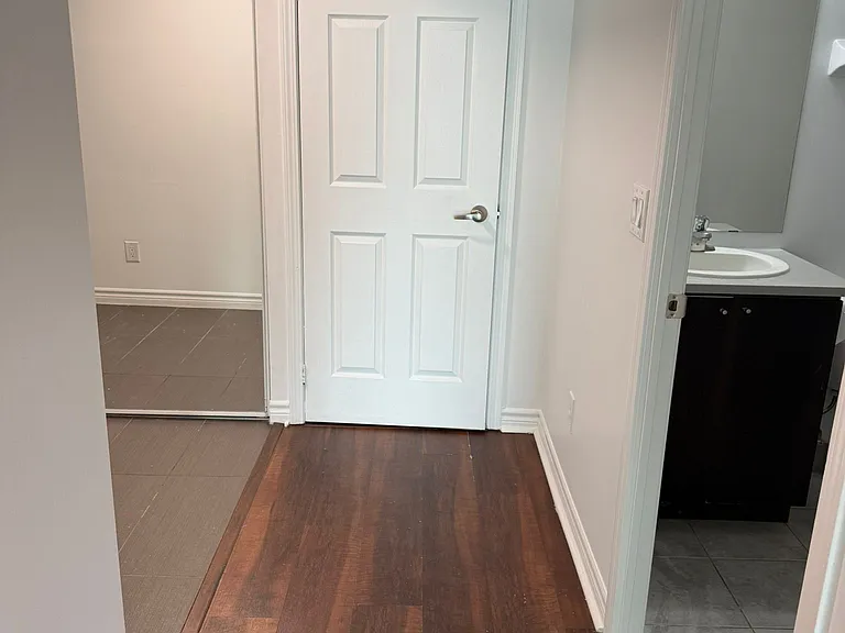 19 Grand Trunk Cres #2915 — Photo 16