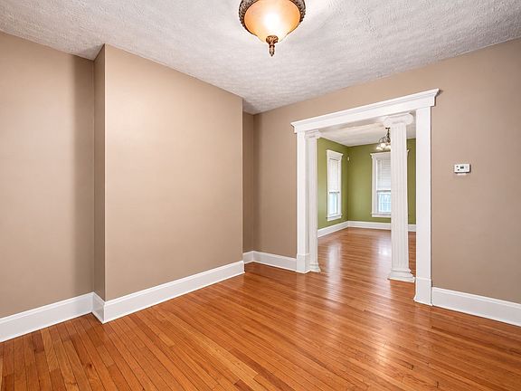 5th image of 1400 Summit St