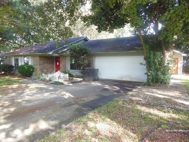 1st image of 1655 Goodwood Dr