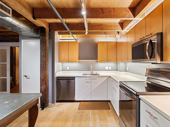 4th image of 650 Delancey St APT 108