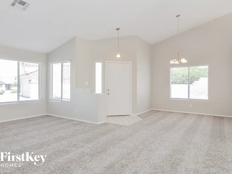 107 Workman Ct — Photo 6