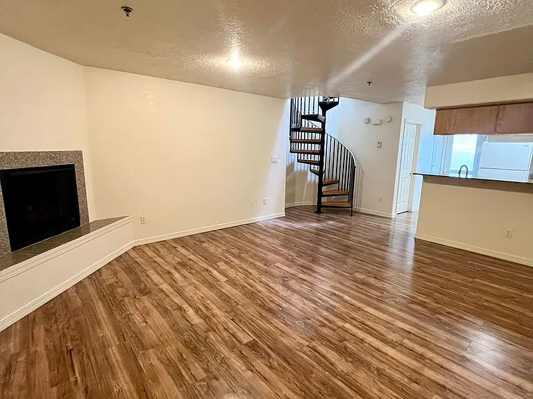 Modern Condo-Style Living Near Nob Hill & UNM $300 Off Move-In Special at The Spirals Apartments — Photo 42