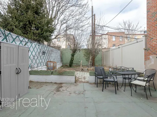 439 Carroll Street image 8 of 9