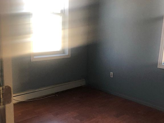 3rd image of 59 Cassidy Pl #1