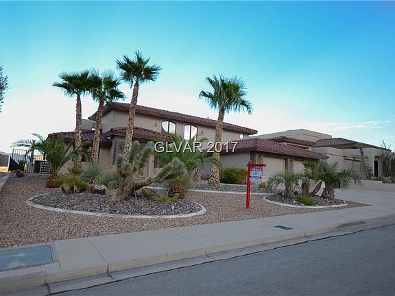 3rd image of 1011 Woodacre Dr