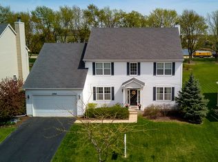 2556 Savanna Dr, Wauconda, IL 60084